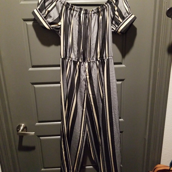 Striped Jumpsuit - Picture 3 of 3
